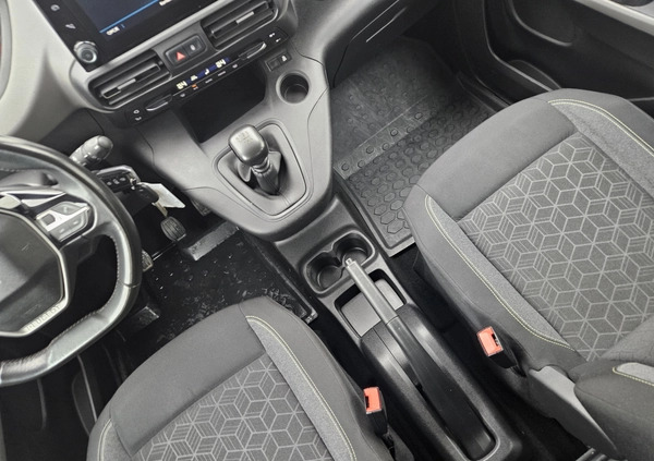Peugeot Rifter cena 64900 przebieg: 175500, rok produkcji 2018 z Gorlice małe 172